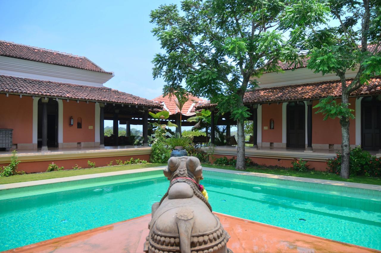 Avanilaya Villa Resort Goa Exterior foto